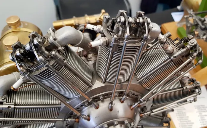 Bentley BR2 Rotační motor